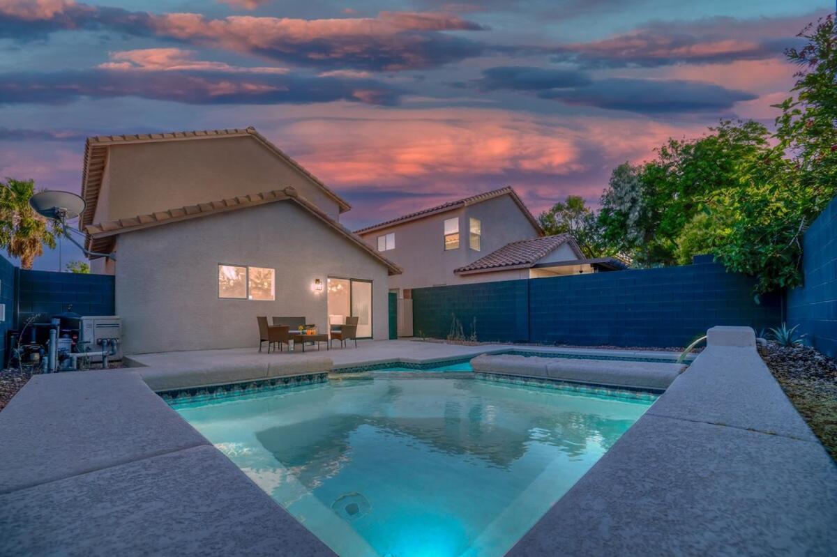 Beautiful Vegas Villa With Pool Las Vegas Bagian luar foto